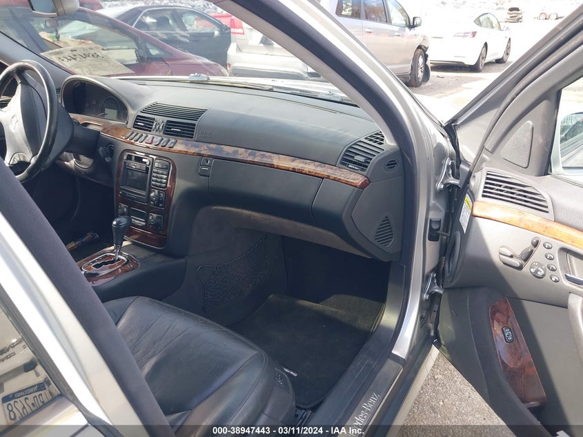 2001 Mercedes-Benz S 500 VIN: WDBNG75J81A210898 Lot: 38947443