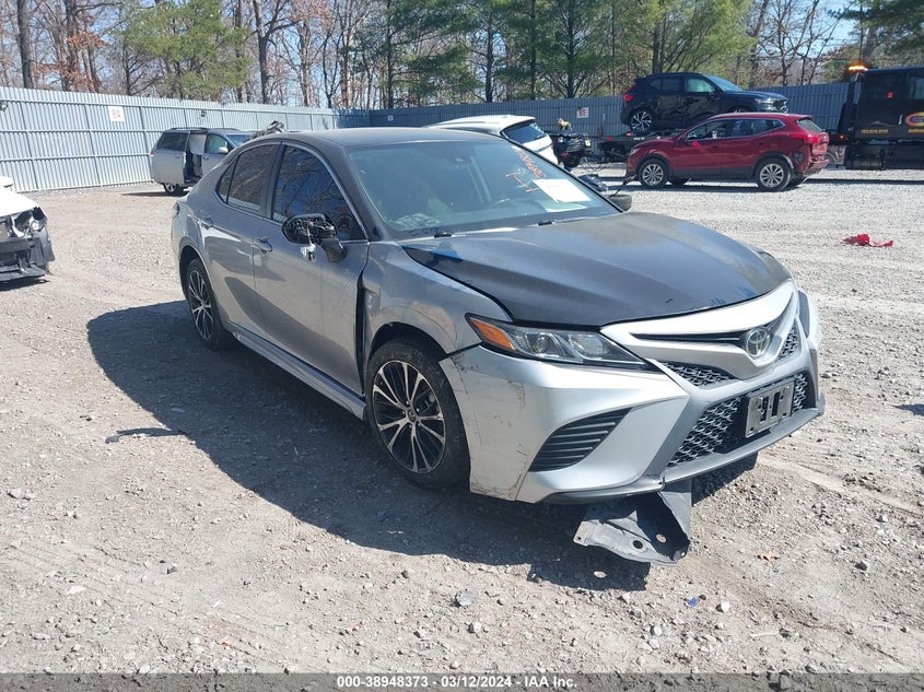 TOYOTA CAMRY SE 2019