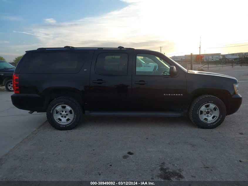2013 CHEVROLET SUBURBAN 1500 LT - 1GNSKJE73DR218313