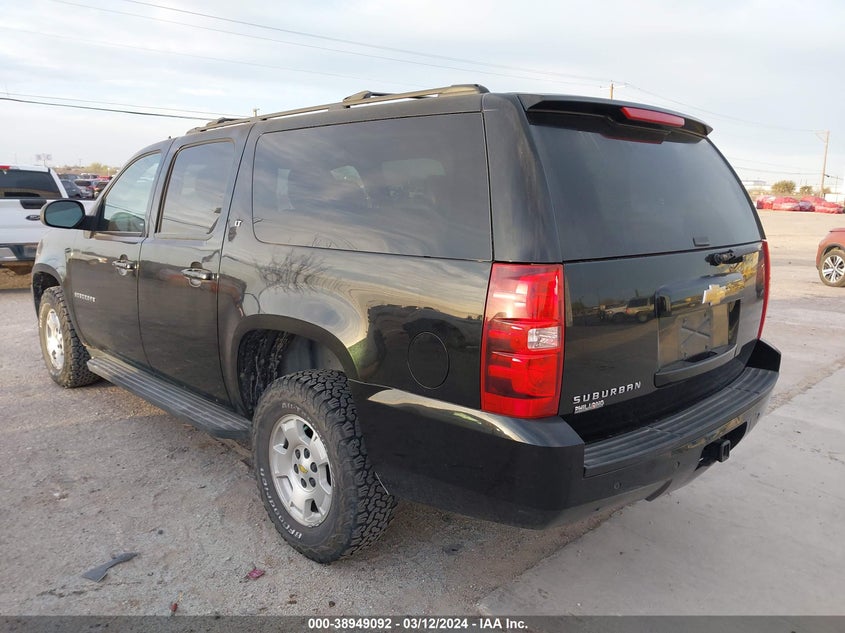 2013 CHEVROLET SUBURBAN 1500 LT - 1GNSKJE73DR218313