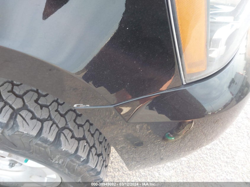 2013 CHEVROLET SUBURBAN 1500 LT - 1GNSKJE73DR218313