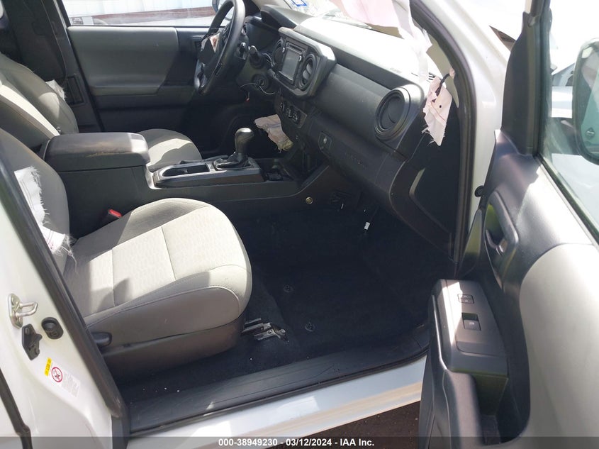 VIN 5TFRX5GN7KX143409 2019 TOYOTA TACOMA SR
