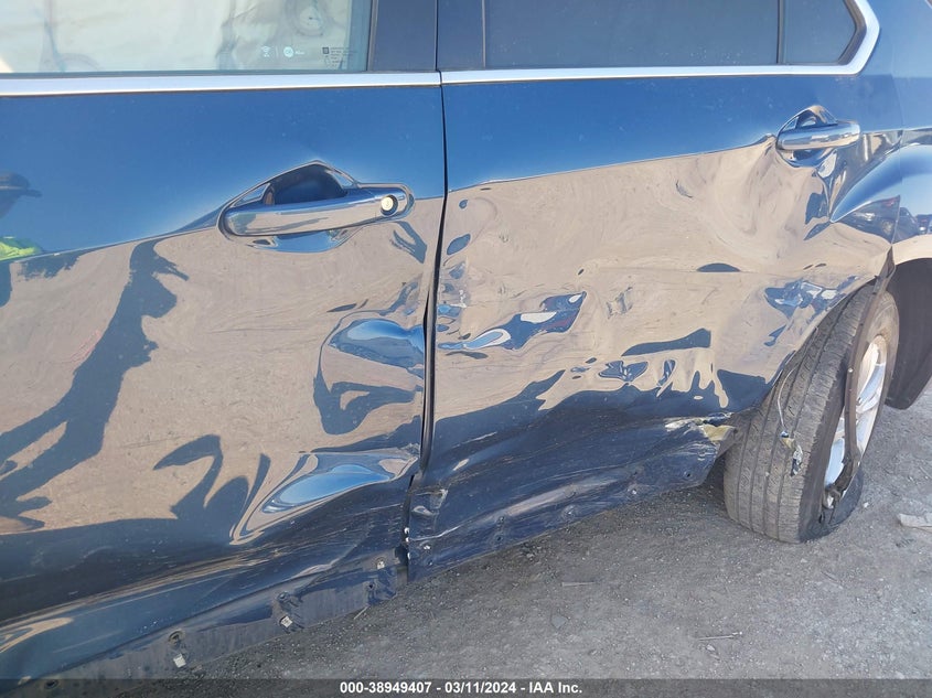 VIN 2GNFLFEK0H6205570 2017 CHEVROLET EQUINOX LT