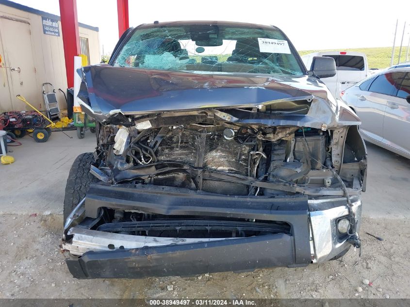 5TFDW5F17JX685863 2018 Toyota Tundra Sr5 5.7L V8