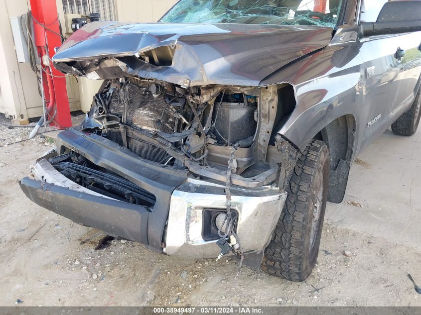 5TFDW5F17JX685863 2018 Toyota Tundra Sr5 5.7L V8