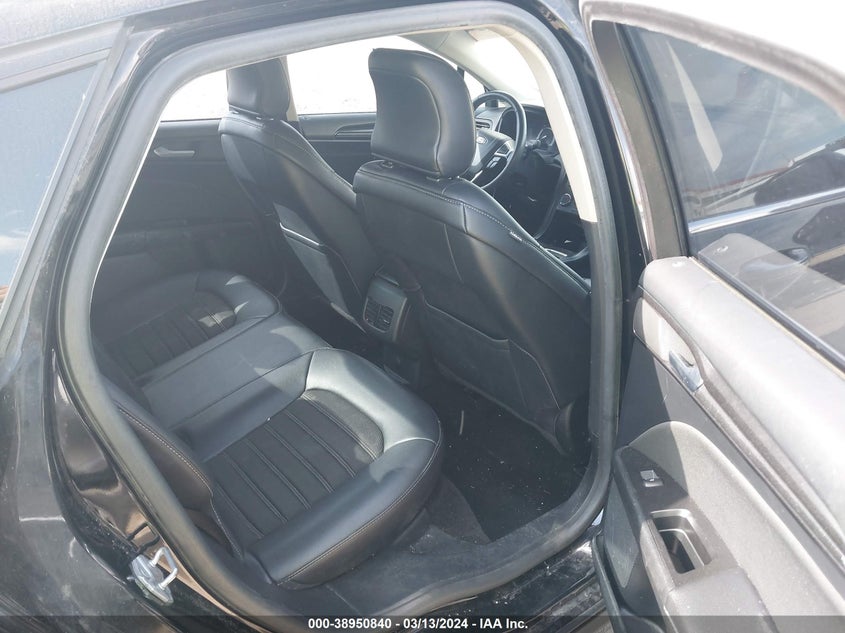 VIN 3FA6P0LU2JR124878 2018 FORD FUSION HYBRID SE