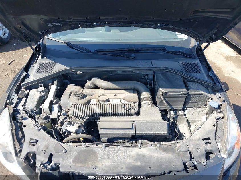 2013 VOLVO S60 T5/T5 PLATINUM/T5 PREMIER/T5 PREMIER PLUS - YV1612FS3D2197617