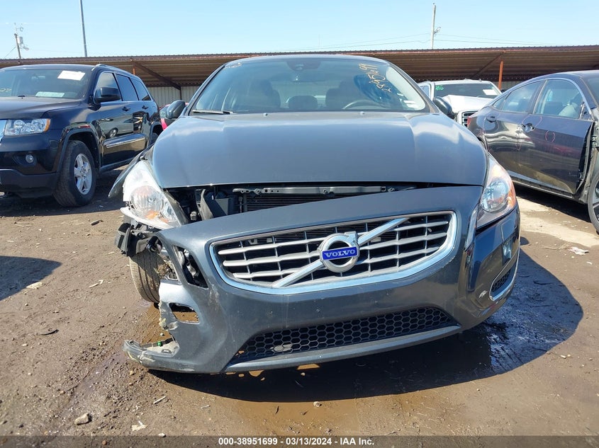 2013 VOLVO S60 T5/T5 PLATINUM/T5 PREMIER/T5 PREMIER PLUS - YV1612FS3D2197617