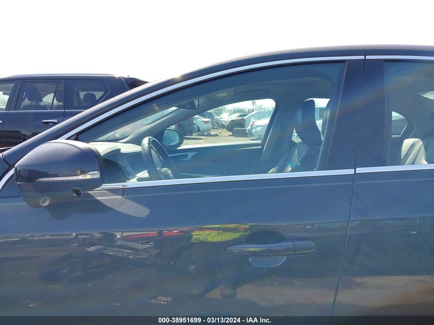 2013 VOLVO S60 T5/T5 PLATINUM/T5 PREMIER/T5 PREMIER PLUS - YV1612FS3D2197617