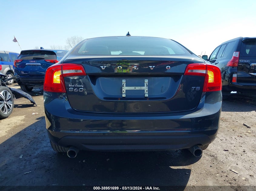 2013 VOLVO S60 T5/T5 PLATINUM/T5 PREMIER/T5 PREMIER PLUS - YV1612FS3D2197617