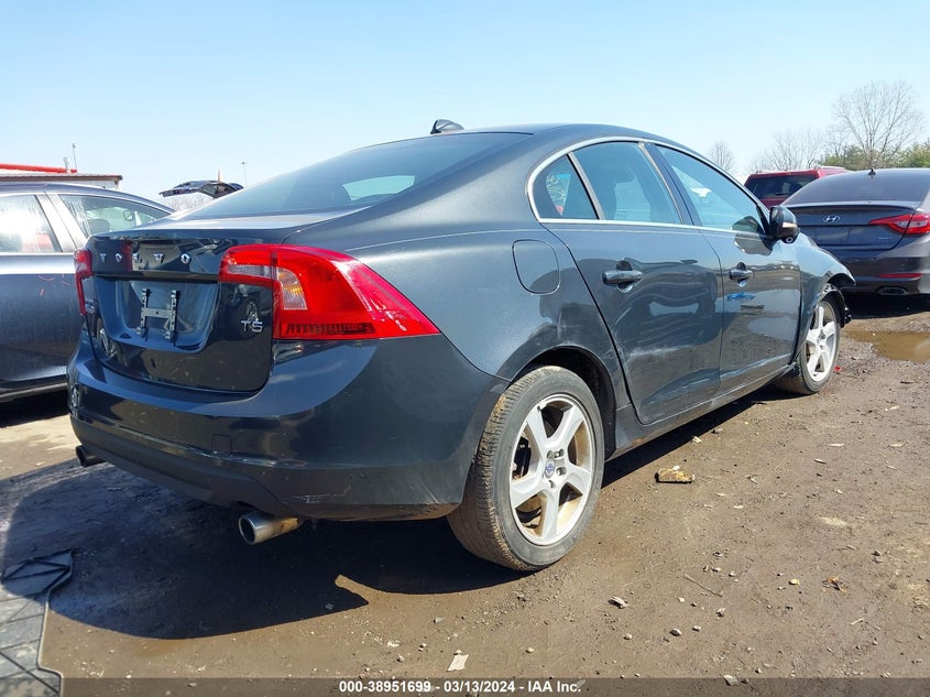 2013 VOLVO S60 T5/T5 PLATINUM/T5 PREMIER/T5 PREMIER PLUS - YV1612FS3D2197617