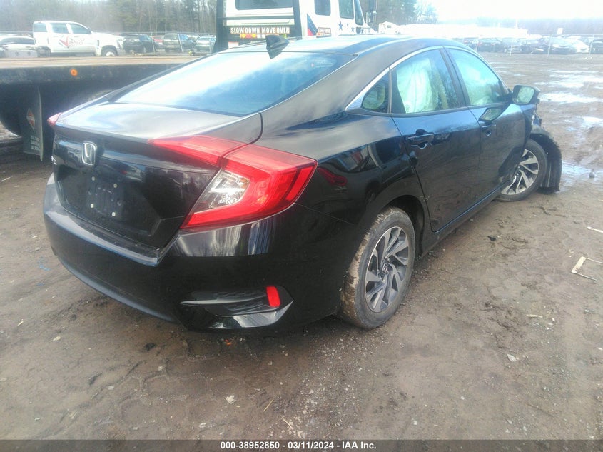 VIN 2HGFC2F76JH543627 2018 HONDA CIVIC EX