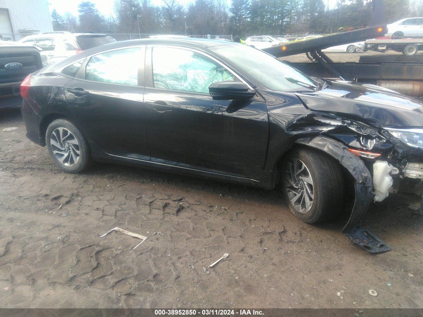 VIN 2HGFC2F76JH543627 2018 HONDA CIVIC EX