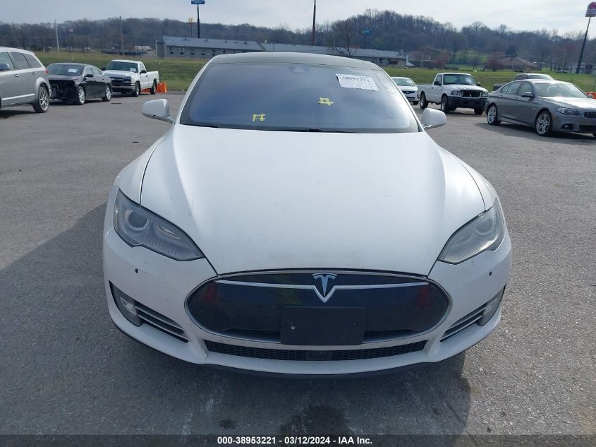 2015 Tesla Model S 85D/P85D VIN: 5YJSA1H48FF084775 Lot: 38953221