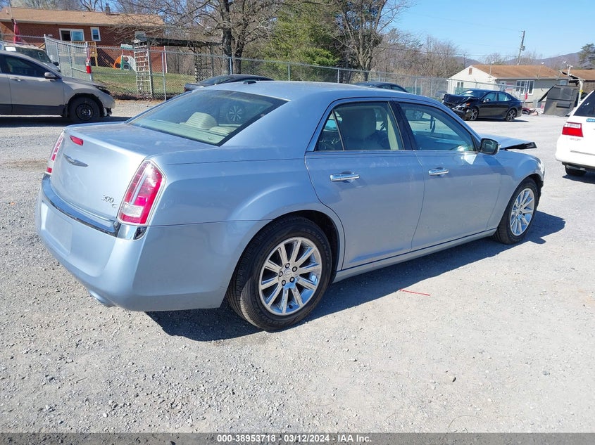 2012 Chrysler 300C VIN: 2C3CCAET3CH152890 Lot: 38953718