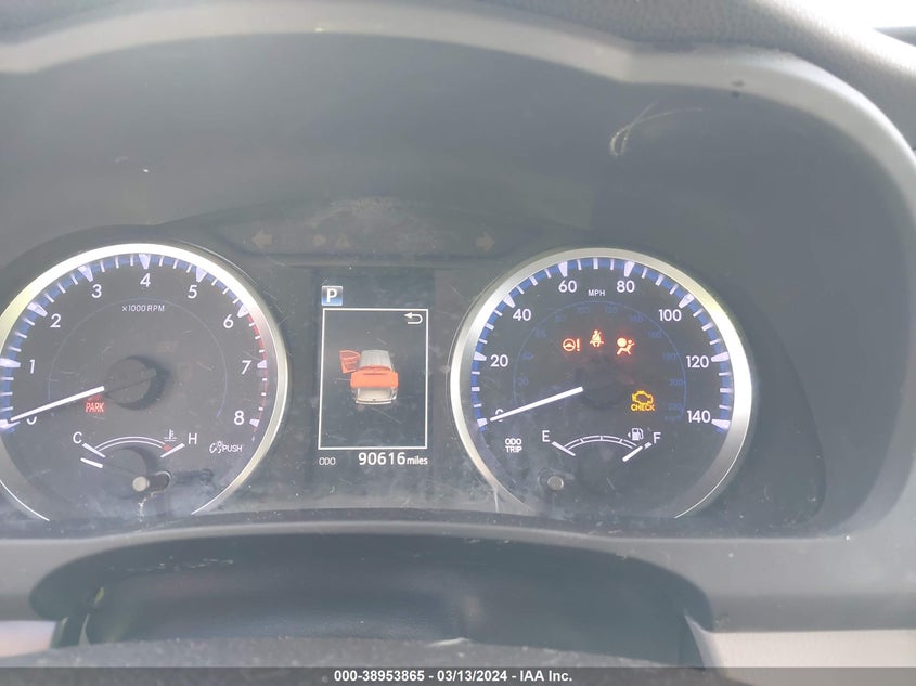 2018 TOYOTA HIGHLANDER VIN: 5TDZARFH9JS038055