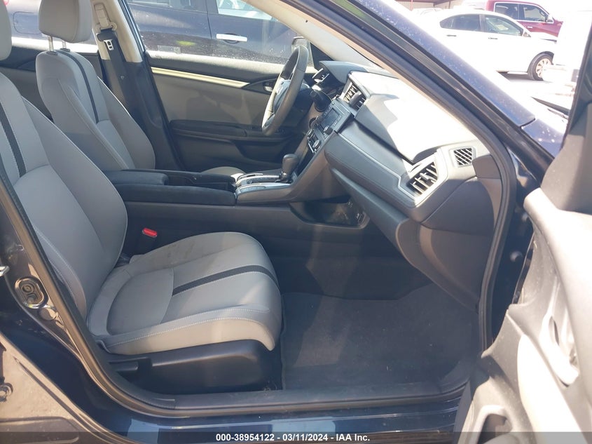 VIN 2HGFC2F54HH567207 2017 HONDA CIVIC LX