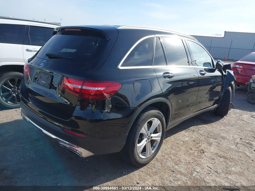 2018 MERCEDES-BENZ GLC-CLASS VIN: WDC0G4JB2JF358082