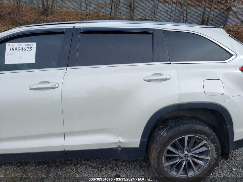 2019 TOYOTA HIGHLANDER SE/XLE - 5TDJZRFH0KS627972