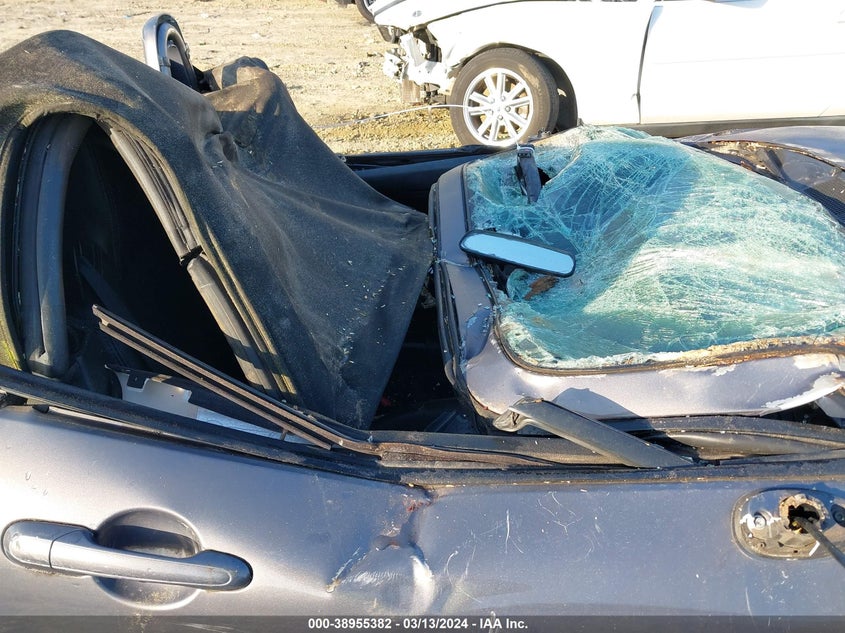 2006 Mazda Mx-5 Grand Touring VIN: JM1NC25F260110840 Lot: 38955382