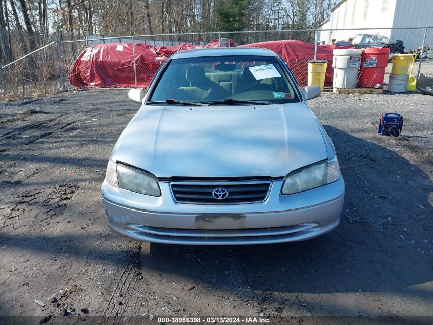 4T1BG22K7YU663502 | 2000 TOYOTA CAMRY