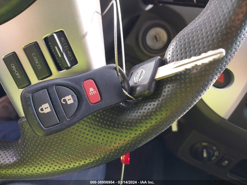 2013 NISSAN XTERRA X/S/PRO-4X - 5N1AN0NW4DN821318