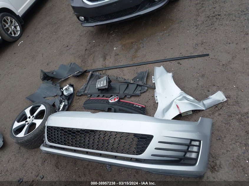 2017 VOLKSWAGEN GOLF GTI AUTOBAHN 4-DOOR/S 4-DOOR/SE 4-DOOR/SPORT 4-DOOR - 3VW4T7AU1HM013459