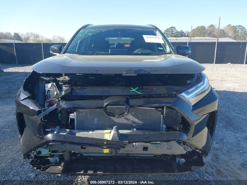 2024 TOYOTA RAV4 XLE - 2T3W1RFV7RW318933