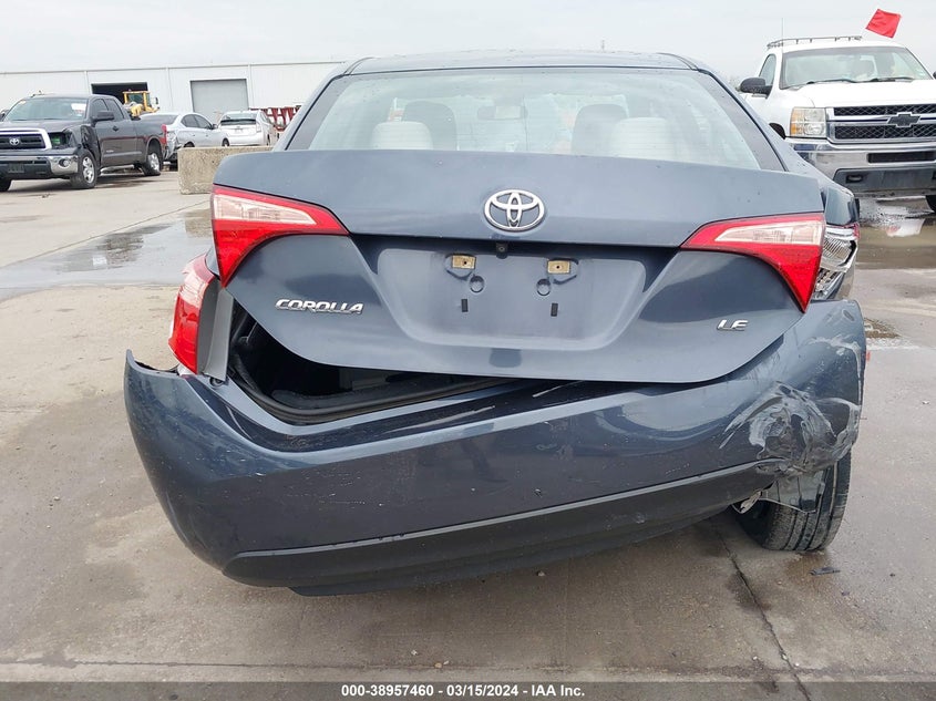 2018 TOYOTA COROLLA LE - 5YFBURHE3JP738349