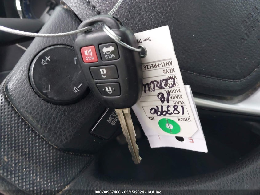 2018 TOYOTA COROLLA LE - 5YFBURHE3JP738349