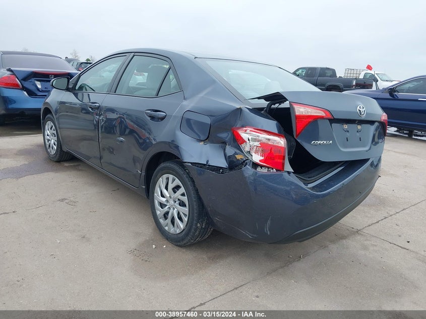 2018 TOYOTA COROLLA LE - 5YFBURHE3JP738349