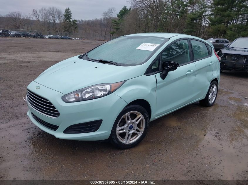 VIN 3FADP4EJ0HM131921 2017 FORD FIESTA no.2