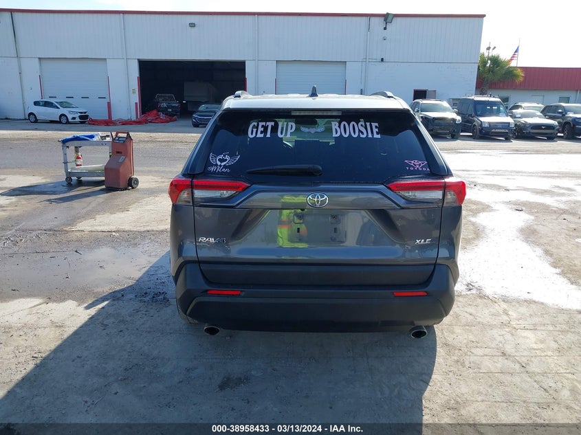 2019 TOYOTA RAV4 XLE/XLE PREMIUM - JTMW1RFV2KD500137