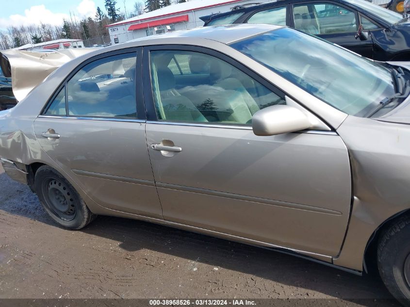 2002 Toyota Camry Le VIN: JTDBE32K220073366 Lot: 38958526