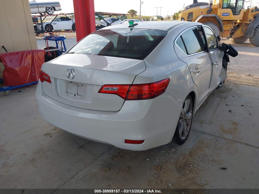 2014 ACURA ILX 20 - 19VDE1F31EE001126