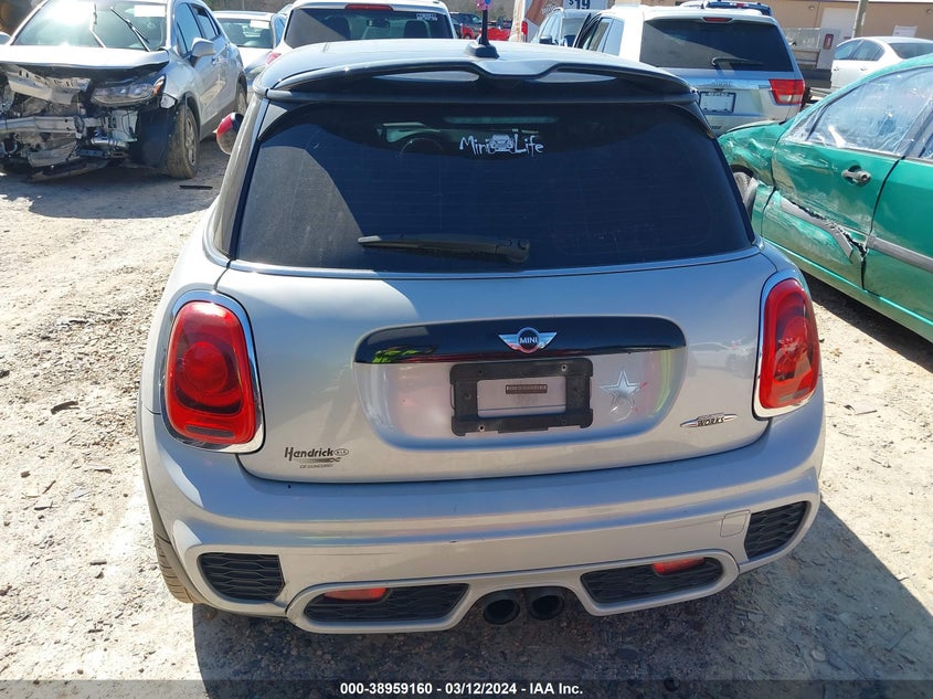2016 MINI HARDTOP JOHN COOPER WORKS - WMWXM9C5XGT997657