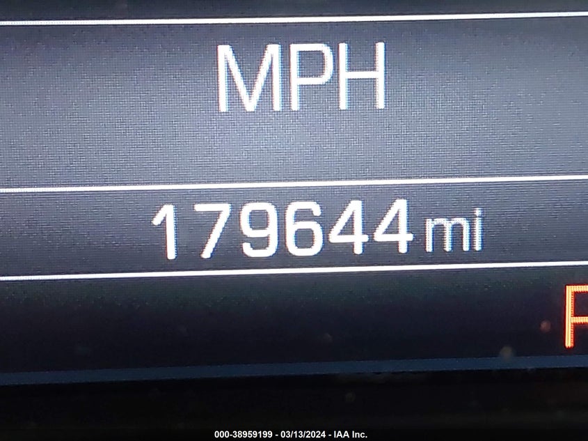 2015 GMC YUKON SLT - 1GKS1BKC7FR146395