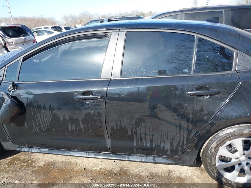 VIN 5YFEPMAE4NP302682 2022 TOYOTA COROLLA LE