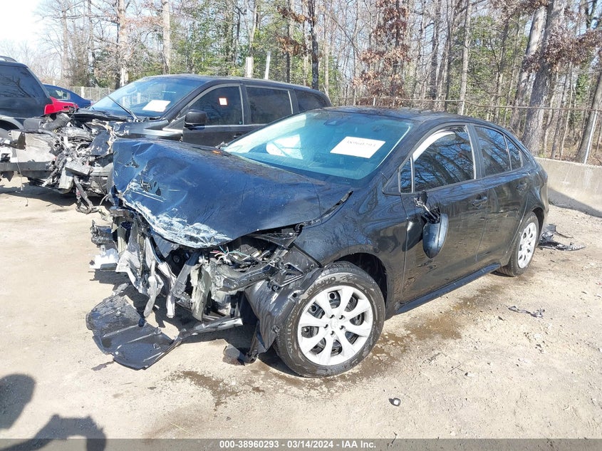 VIN 5YFEPMAE4NP302682 2022 TOYOTA COROLLA LE