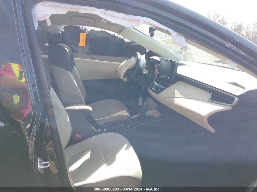 VIN 5YFEPMAE4NP302682 2022 TOYOTA COROLLA LE