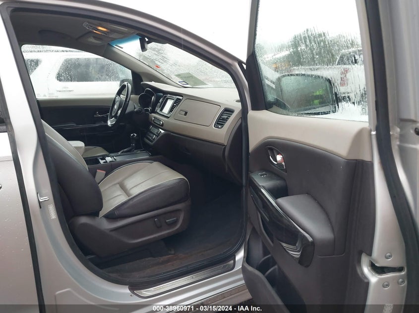 2016 KIA SEDONA SX LUXURY - KNDME5C18G6117269