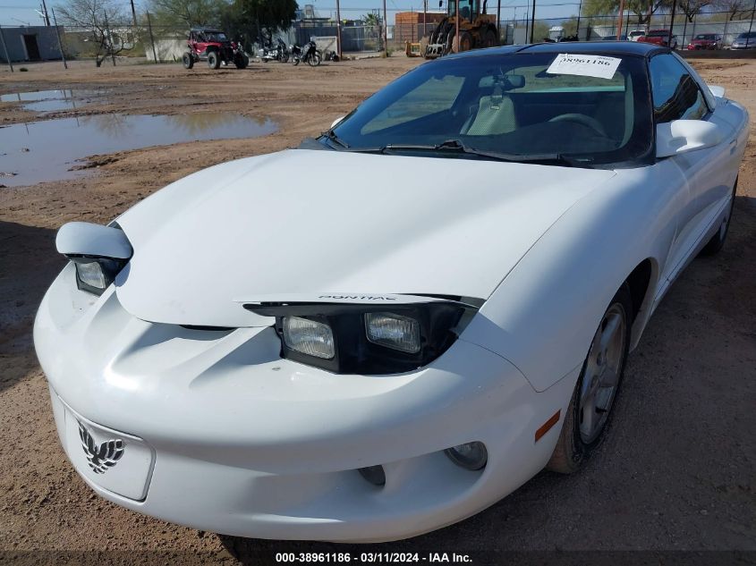 1998 Pontiac Firebird VIN: 2G2FS22K9W2211868 Lot: 38961186