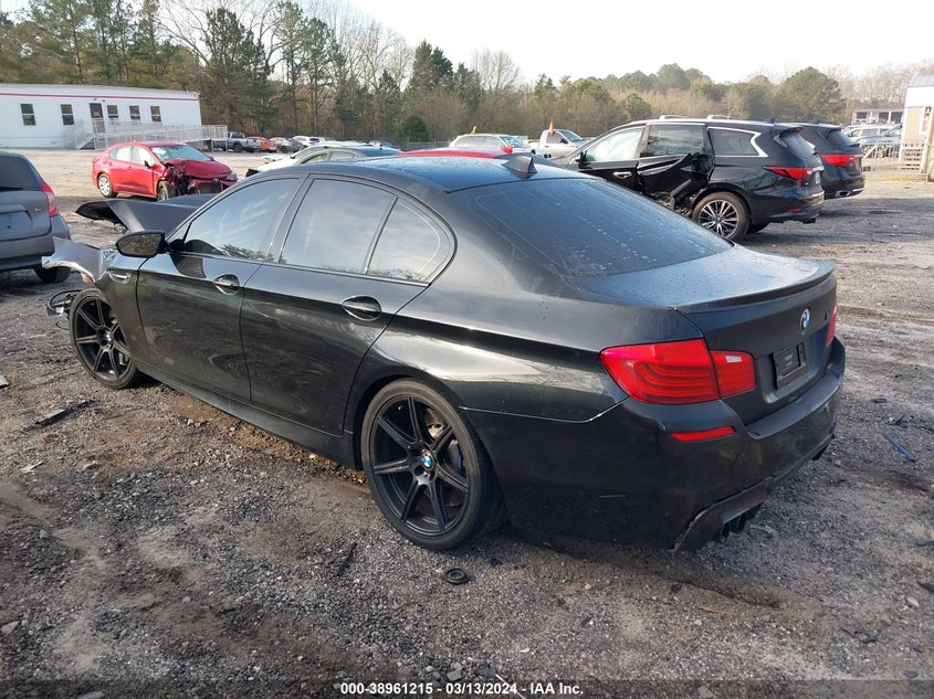 2015 BMW M5 VIN: WBSFV9C5XFD594825 Lot: 38961215