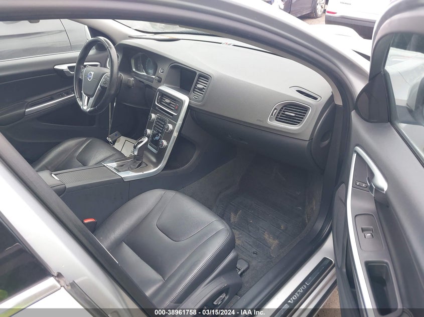 2015 VOLVO S60 T5 PREMIER - YV1612TK0F1335207