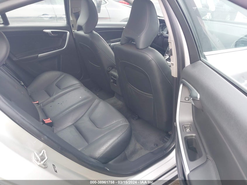 2015 VOLVO S60 T5 PREMIER - YV1612TK0F1335207