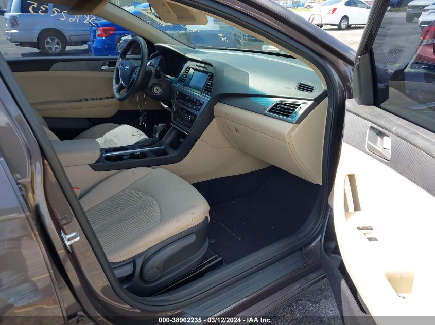 VIN 5NPE24AF8HH549647 2017 HYUNDAI SONATA SE