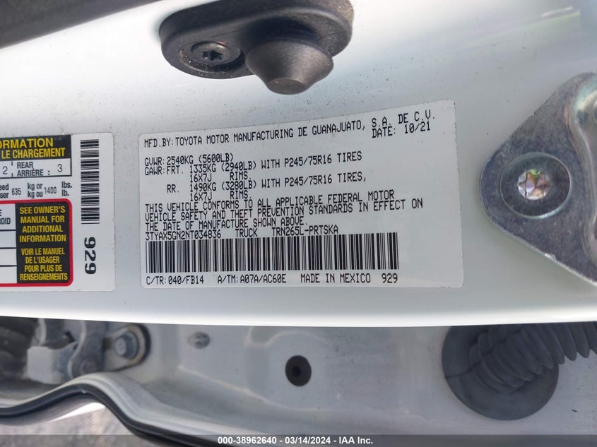 2022 TOYOTA TACOMA DOUBLE CAB/SR/SR5 - 3TYAX5GN2NT034836