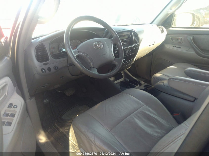 2003 Toyota Sequoia Sr5 V8 VIN: 5TDBT44A13S159749 Lot: 38962676