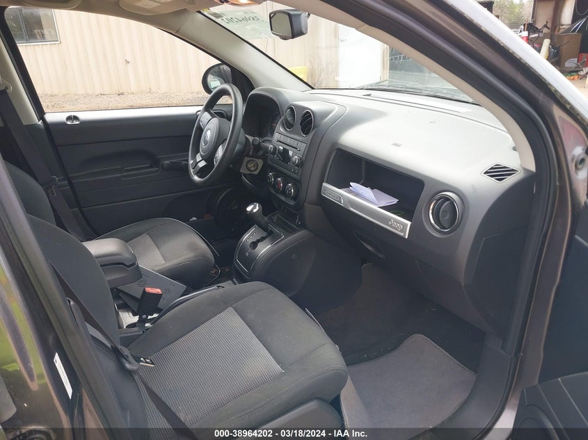 2016 JEEP COMPASS SPORT - 1C4NJCBB3GD576025