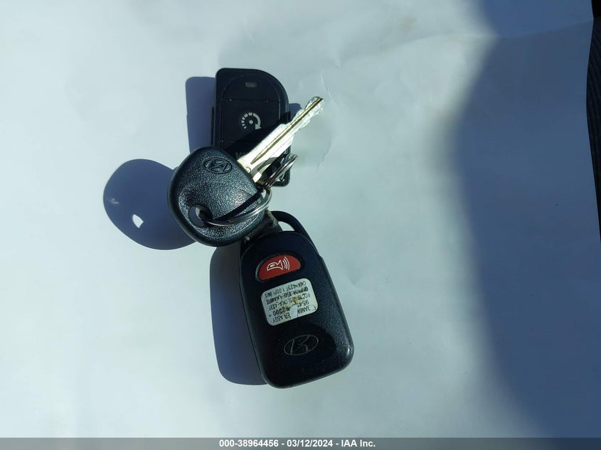 2017 HYUNDAI ELANTRA SE - 5NPD84LFXHH076888